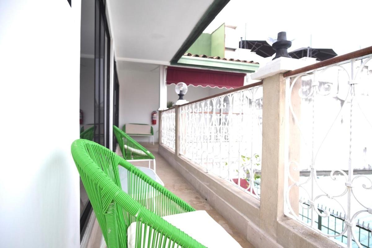 Apartamento Amazinn Places Rooftop And Jacuzzi Viii *
